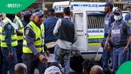 “You can’t escape crime in SA”: Mzansi wowed by woman’s robbery attempt during ABSA race in Durban