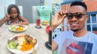“Minister of parenting”: Dad treats daughter to a sweet dinner, pic wows Mzansi