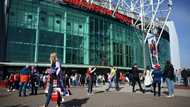Qatar's Sheikh Jassim makes final bid to buy Man Utd: sources