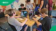 No teachers, just AI: Chicago school’s bold new learning model divides opinion