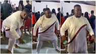 Barefoot man gets attention during church service with his dance moves in video