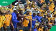 Videos: Kaizer Chiefs fans storm streets to celebrate 1st trophy win in 10 years