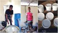 Young man packages pap in containers to make a living, stirs reactions