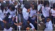 Graduate rejects bae’s proposal in public, throws away ring before storming off