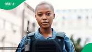 "Clean": SA female cop leaves Mzansi impressed with pull-ups, flexes strength in viral video