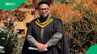 Renowned preacher Leo dos Santos celebrates 1st academic qualification after years