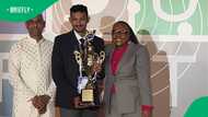 "The room erupted in applause": Grade 11 learner wins top science award