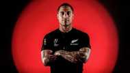 Aaron Smith biography, age, toilet scandal, and girlfriend