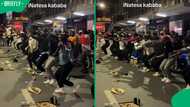 “This is beautiful”: SA reacts as Zulu students shut down Joburg street in proud Shembe display