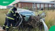 Tragic head-on collision on Olifantsfontein road claims two lives
