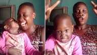 Little girl attempting to sing her ABCs with loving mother leaves Mzansi inspired by their beautiful bond