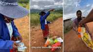 Hungry gogo blessed with groceries and money by faceless philanthropist BI Phakathi, she thanks him profusely