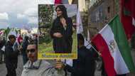 Iran steps up activist, journalist arrests in protest crackdown