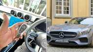 Mzansi bachelor has lit Valentine's Day after getting new Merc delivered, SA applauds as 2 Twitter pics of car go viral