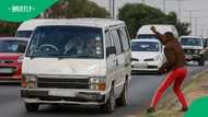 Taxi patrollers force passengers out of pre-arranged private transport, SA furious