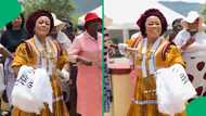 "Mosadi ke ntepa le theto": Peeps stunned by hyper makoti’s traditional dance moves