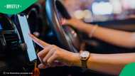 E-hailing driver fights off would-be hijackers in dashcam video circulating online