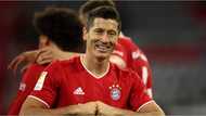 Man United put on red alert as £100m rated European striker tells club he wants new challenge