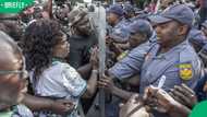 Western Cape police warns violent anti-immigration protesters will face the law, SA expresses doubt