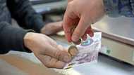 UK economy falters on cost-of-living crisis