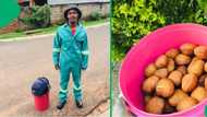 Man goes from selling vetkoek in a bucket to owning a mobile kitchen: "No situation is permanent"