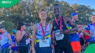 "The Ubuntu spirit": Mzansi moved as Cape Town runner paces young boy to first place win