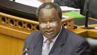Tito Mboweni throws backhanded comments at 'revolutionary' politicians: "Meanwhile, back at the ranch"