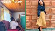 Woman plays sneezing prank on Xhosa Mother, Mzansi surprised by calm reaction: "Your mom is nice"