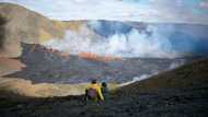 Spectators flock to Iceland volcano