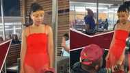 Video of awkward public proposal has Mzansi cringing over woman's reaction, "Something is wrong here"