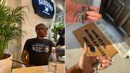 Proud couple show off keys to their new home, peeps shower them with well wishes
