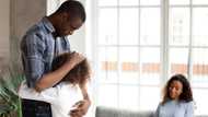 Mzansi reacts to text messages between mature co-parenting duo, claims they’re flirtatious with each other