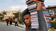 Egyptians hope to bag bargains at book fair as crisis bites