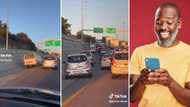 Video of funny commentary as taxi overtakes Johannesburg traffic jam has South Africans laughing out loud