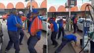 Video of vibey petrol attendants dancing raises Mzansi's spirit online: "The best people you can meet"