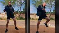 White man does tricky amapiano TikTok dance challenge, SA blown away as he nails it "Thata mlungu"