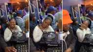 Video of Mzansi babe gushing over DJ while he plays evoked some hilarious opinions about her thoughts