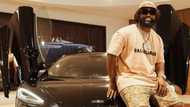 Cassper Nyovest slams peeps who believe scammers claiming he rented his McLaren