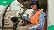 “Sisterhood is proud”: Zulu lady praised by SA for parallel parking huge Shoprite delivery truck