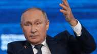 Resilient Russian economy surfs sanctions on oil boom