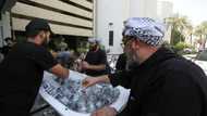 Hundreds camp at Iraqi parliament for second day