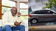 Mzansi calls out person for taking a video while thug tries to steal car in JHB: “Content hungry society”