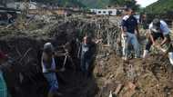 Hope fading in search for Venezuela landslide survivors