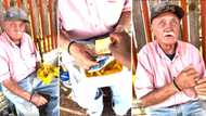 BI Phakathi offered a man chips who had lost everything, he blessed him much more