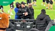 South African fans storm pitch as Springboks vs All Blacks game takes hilarious turn