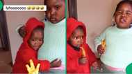 "Eating a dinosaur's leg": Kids adorably pray before enjoying chicken feet