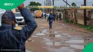 4 burnt bodies found at Du Noon N7 off-ramp, tyres used to set victims alight