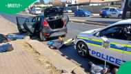 SAPS officers applauded after rescuing kidnapped and hijacked woman