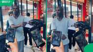 "That's a nonvenomous snake”: TikTok video of man holding live snake outside restaurant divides SA
