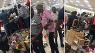 Video of Mzansi men lining up to buy flowers on Valentine's Day goes TikTok viral: "Beautiful to watch"